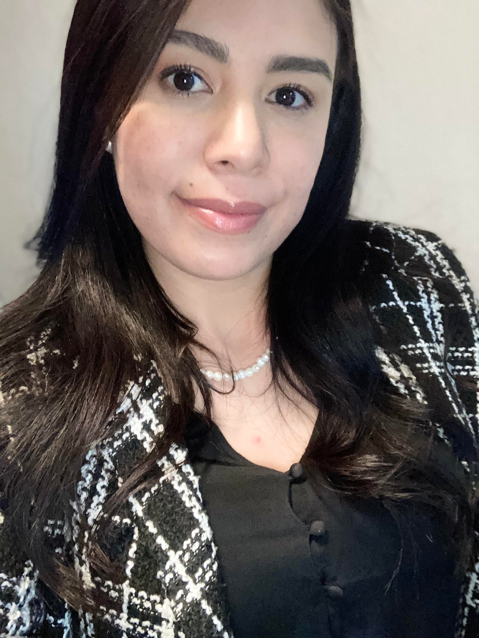 Lic. Fabiola Lizbeth Belmonte Vargas (Productos Farmacéuticos Collins )